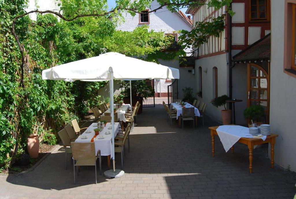 Landhotel St. Gereon Nackenheim Екстериор снимка