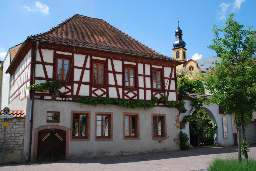 Landhotel St. Gereon Nackenheim Екстериор снимка