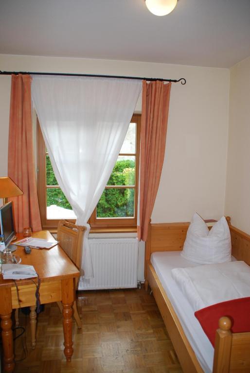 Landhotel St. Gereon Nackenheim Стая снимка